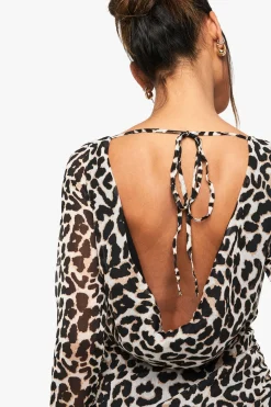boohoo Robe mi-longue à volants et imprimé léopard<Femme Robes À Manches Longues|Robes