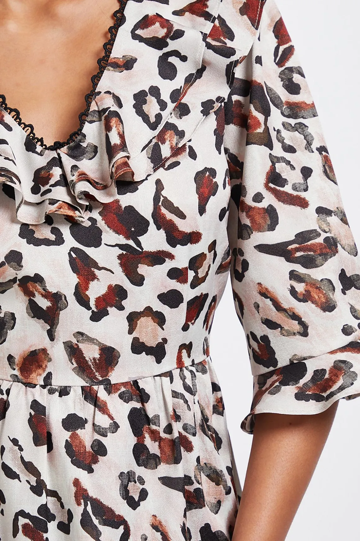 Robe Mi-Longue à Volants Imprimé Léopard Petite Taille