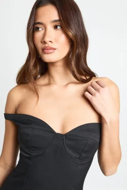 Robe Mini Ajustée Bardot avec Détail Bustier