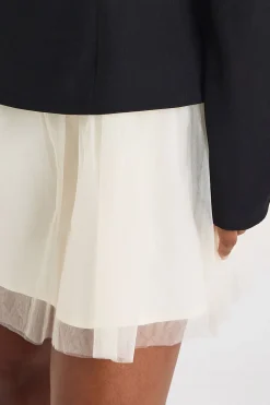 boohoo Robe mini ajustée Bardot en tulle<Femme Robes Patineuses|Robes À Manches Longues