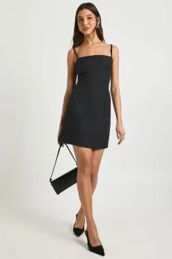Robe Mini Ajustée à Bretelles