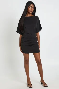 boohoo Robe Mini Ajustée Décontractée En Modal Super Doux Avec Fronces Latérales<Femme Toutes Les Robes|Robes Longues