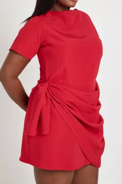 boohoo Robe Mini Ajustée À Drapé Frontal Grande Taille<Femme Robes De Soirée|Toutes Les Robes