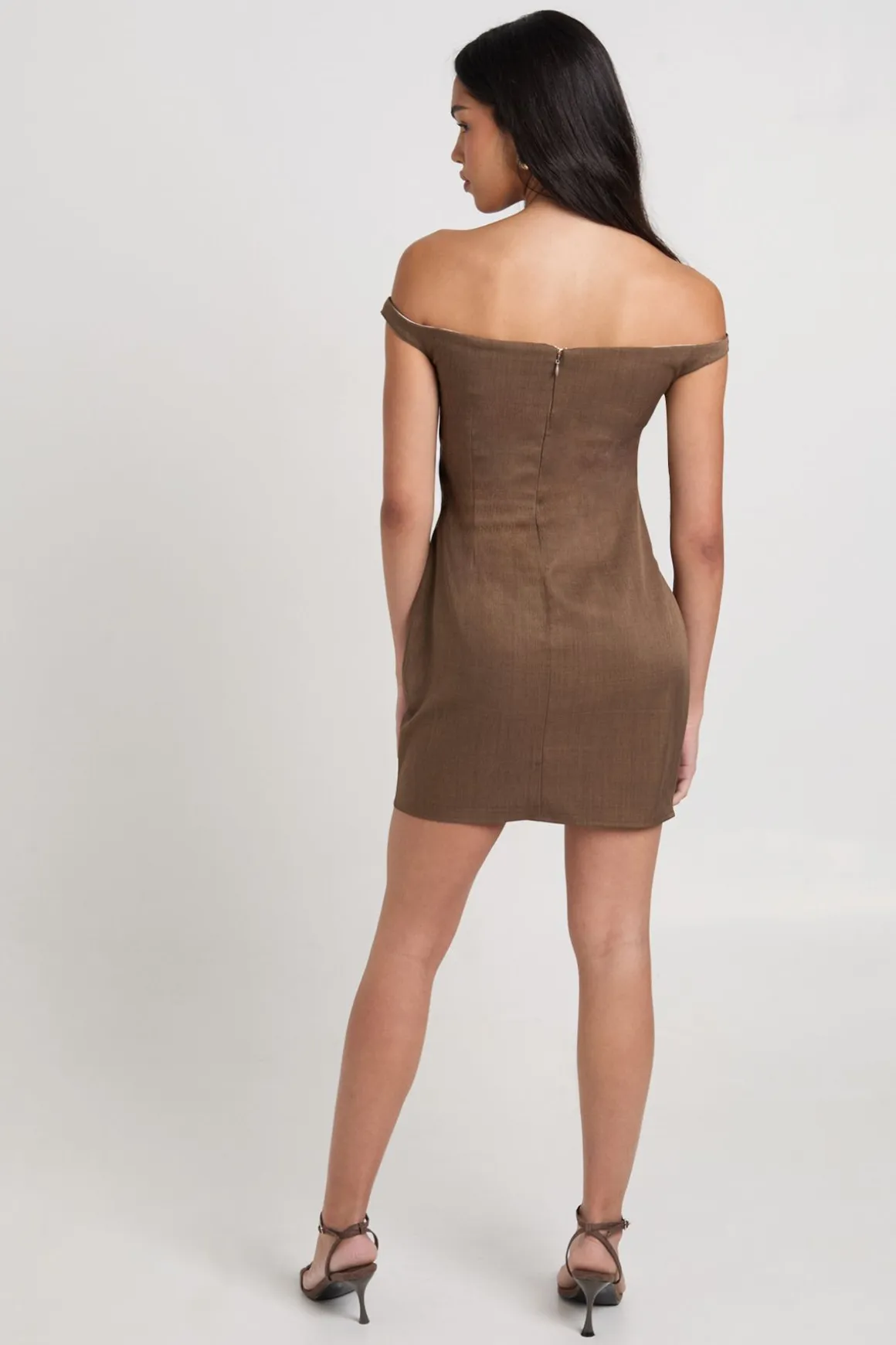 Robe Mini Ajustée à Détail Bustier Bardot