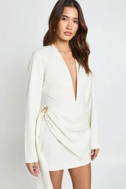 boohoo Robe Mini Ajustée à Détail Croisé avec Finitions Dorées<Femme Tailleurs|Robes À Manches Longues
