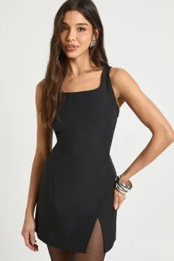 Robe Mini Ajustée À Encolure Carrée