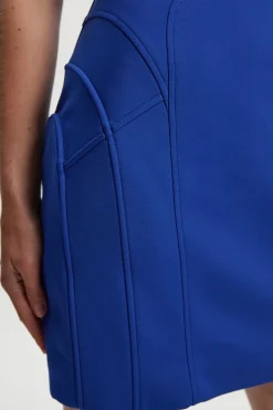Robe Mini Ajustée en Scuba avec Détails de Corset