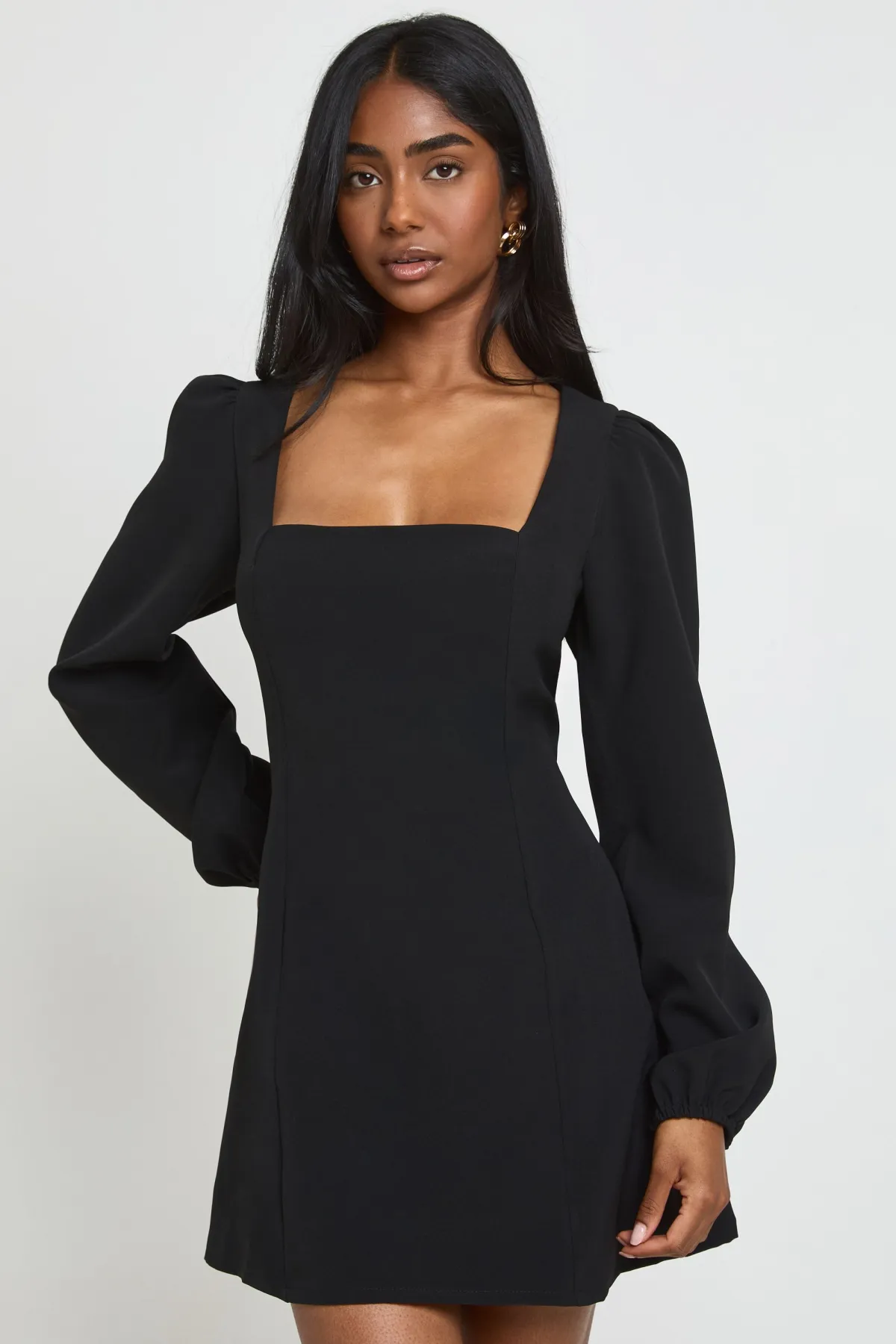 boohoo Robe Mini Ajustée Et Évasée À Manches Volumineuses<Femme Robes À Manches Longues|Robes
