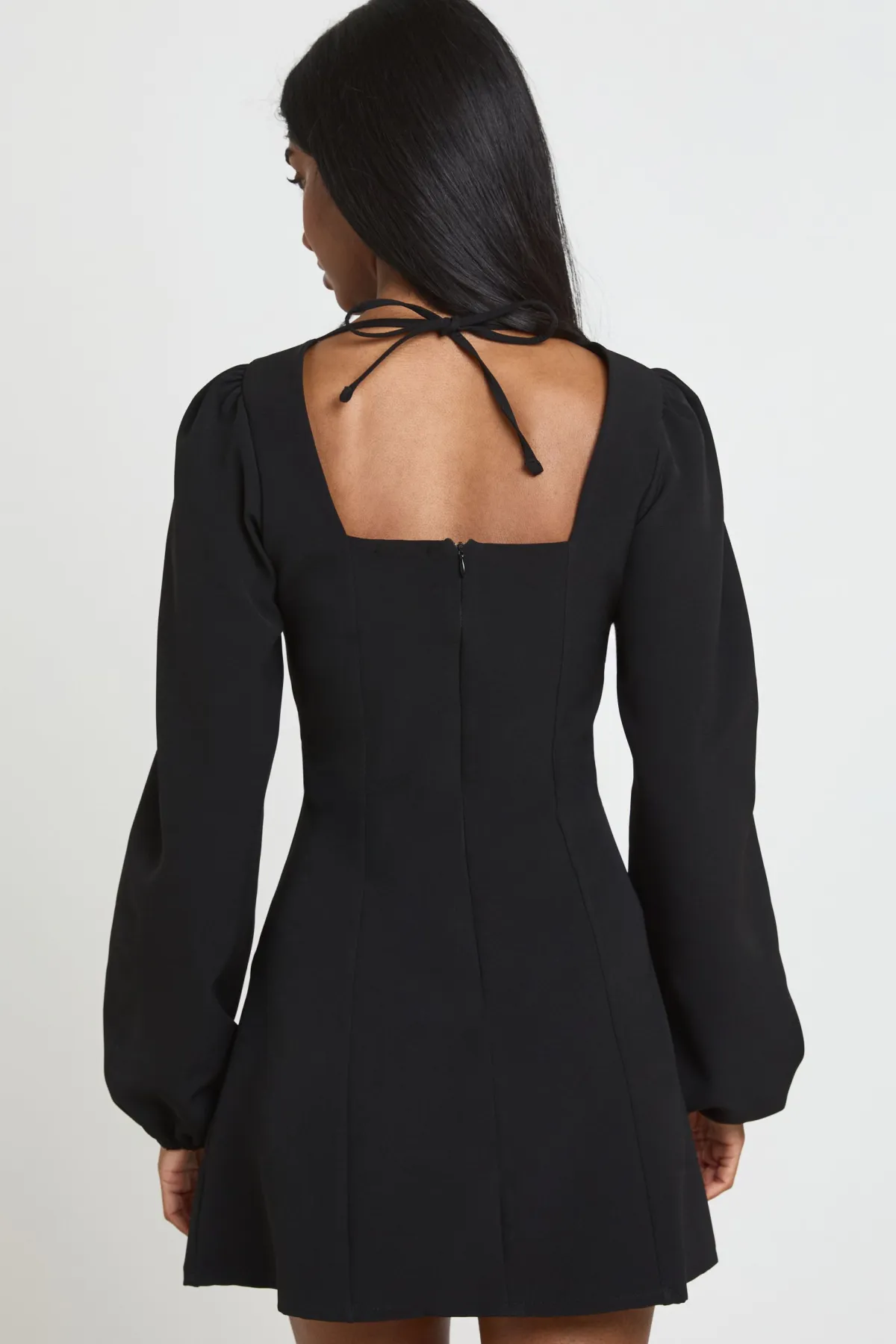 boohoo Robe Mini Ajustée Et Évasée À Manches Volumineuses<Femme Robes À Manches Longues|Robes