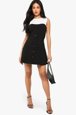 Robe Mini Ajustée Mono à Boutons