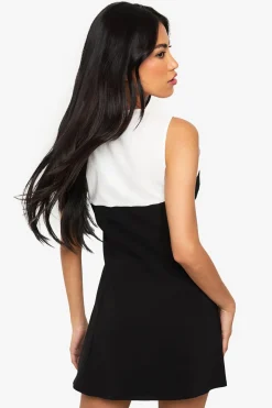 Robe Mini Ajustée Mono à Boutons