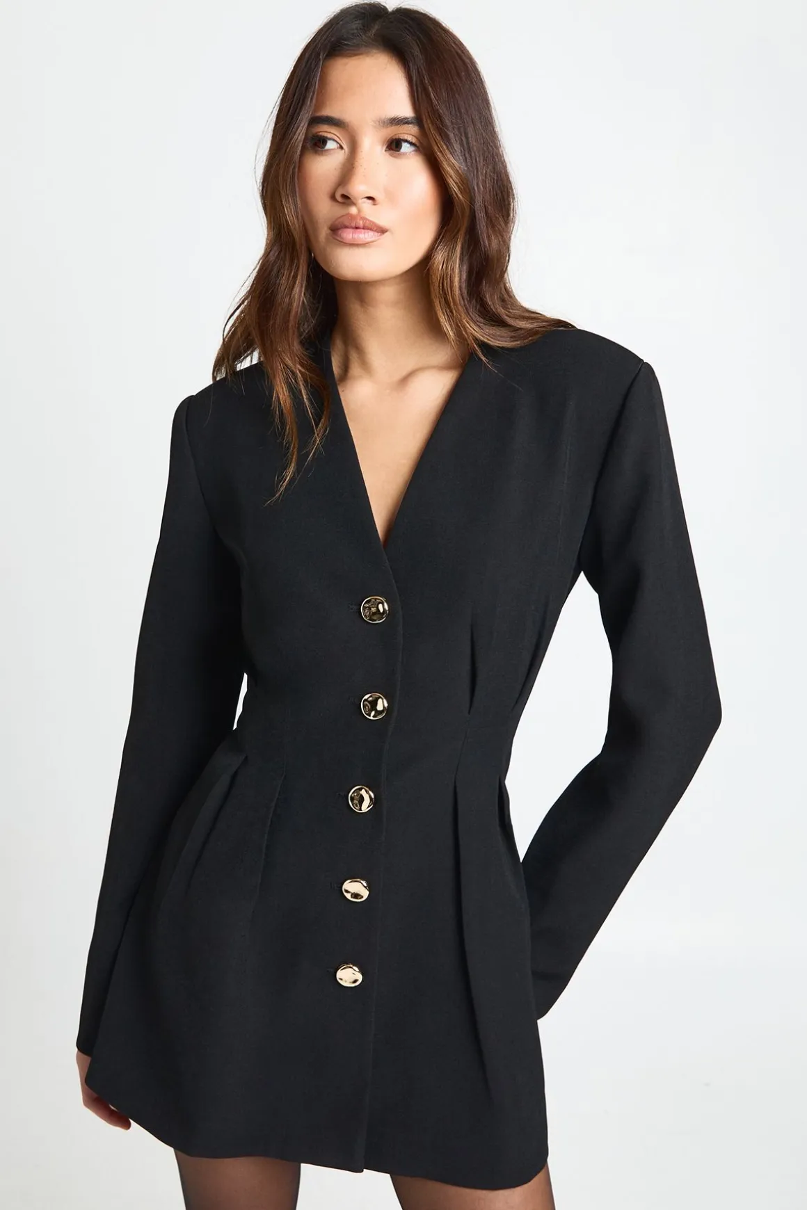 Robe Mini Ajustée Sans Col À Manches Longues