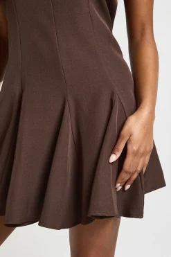 Robe Mini Ajustée Évasée