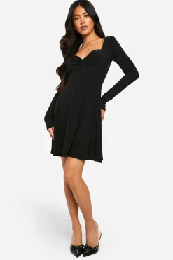 Robe mini A-line à détail twist et froncé