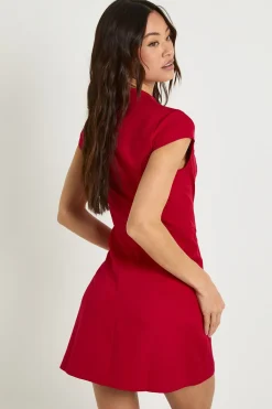 boohoo Robe mini allongée à col montant, structurée et ajustée<Femme Tailleurs|Robes