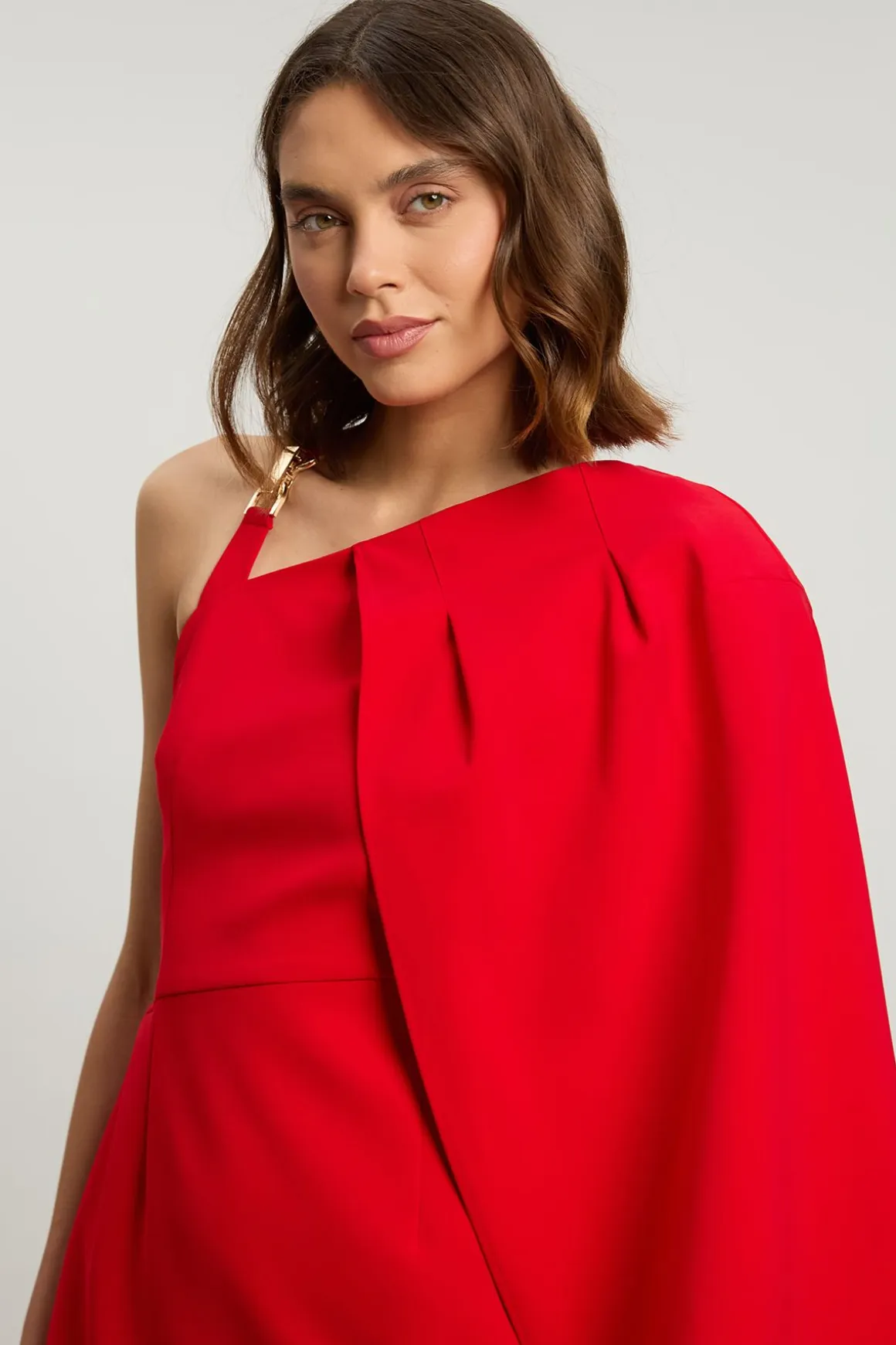 Robe Mini Asymétrique En Viscose Compacte Avec Détail Cape