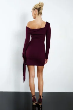 boohoo Robe mini asymétrique à manches longues avec détail de garniture<Femme Robes Moulantes|Robes À Manches Longues