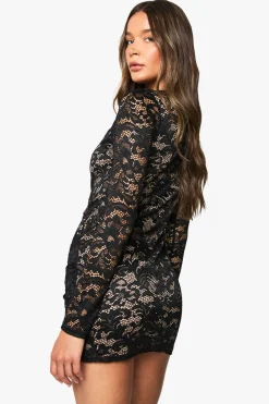 Robe mini avec détail de bordure en dentelle
