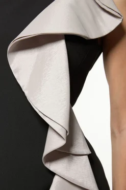 Robe Mini avec Détail Volant en Stretch Compact