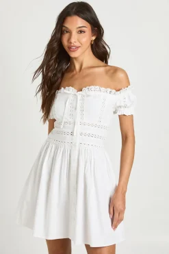 boohoo Robe Mini Bardot Avec Inserts En Dentelle<Femme Satin Et Dentelle|Robes Patineuses