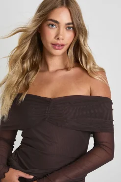 Robe mini Bardot en maille avec twist frontal