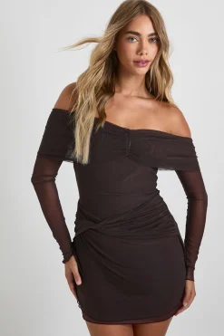 Robe mini Bardot en maille avec twist frontal