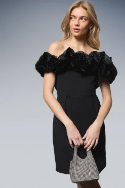 Oasis Robe mini Bardot en velours à volants diamantés<Femme Robes|Robes De Soirée