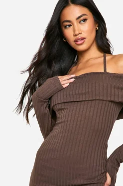 boohoo Robe Mini Bardot à larges côtes et nœud<Femme Looks Chocolat|Robes Moulantes