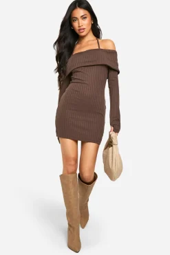 boohoo Robe Mini Bardot à larges côtes et nœud<Femme Looks Chocolat|Robes Moulantes