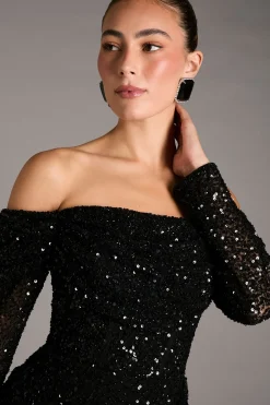 Robe Mini Bardot à Manches Longues avec Jupe Portefeuille et Sequins de Soirée