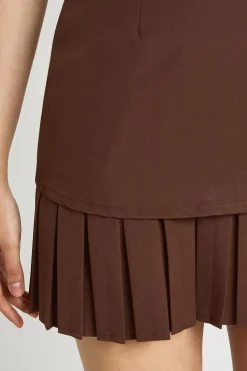 boohoo Robe Mini Bustier Ajustée Avec Jupe Plissée<Femme Looks Chocolat|Robes