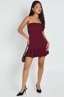 Robe Mini Bustier Ajustée Petite avec Jupe Plissée