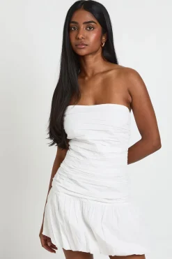 Robe Mini Bustier Froncée À Ourlet Bouffant