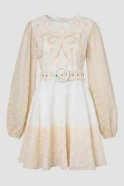Robe Mini Ceinturée À Détails Perlés