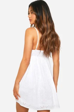 Robe mini chemise à broderie