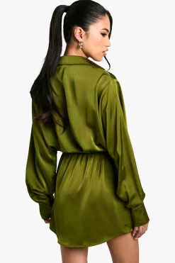 Robe mini chemise en satin