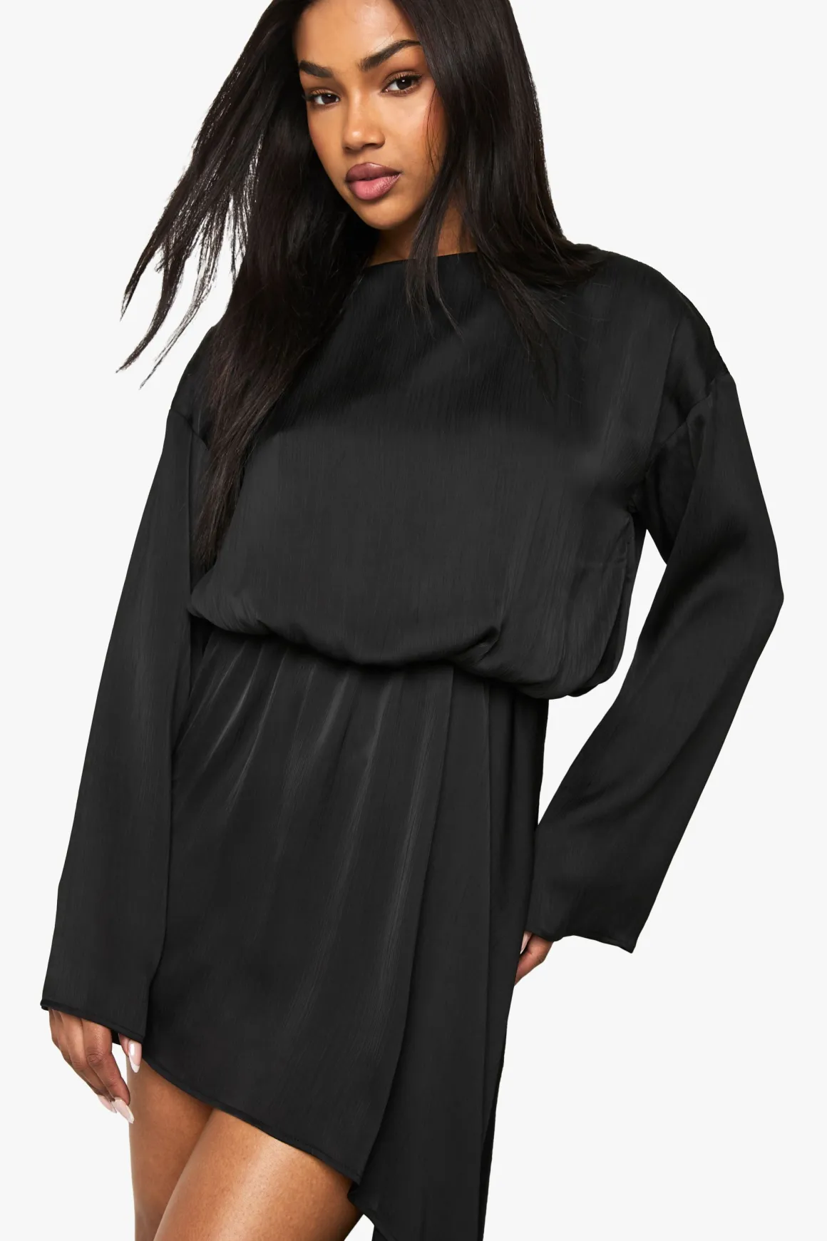Robe mini à col bateau avec effet blouson drapé