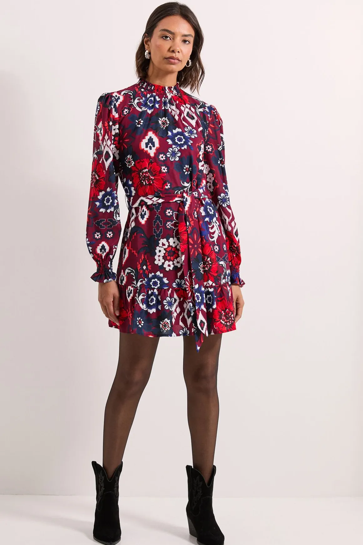 Robe Mini à Col Froncé et Taille Nouée