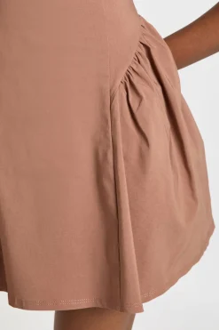 Robe Mini à Col Licou et Jupe Volumineuse