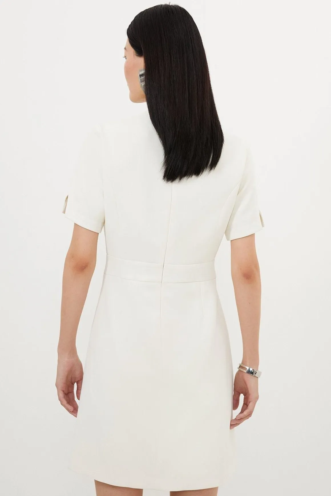 Robe Mini Croisée à Col Cranté et Plis Militaires Ajustée