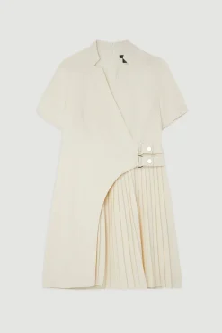 Robe Mini Croisée à Col Cranté et Plis Militaires Ajustée