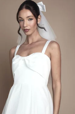Robe Mini Cœur avec Détail Nœud et Surtupe en Organza