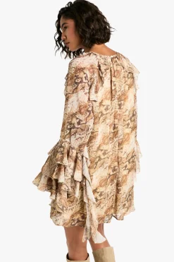 boohoo Robe mini décontractée Tall Snake à volants et manches flare<Femme Robes Courtes|Robes À Manches Longues