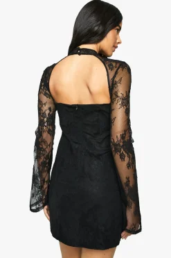 Robe mini de luxe à col montant en dentelle structurée