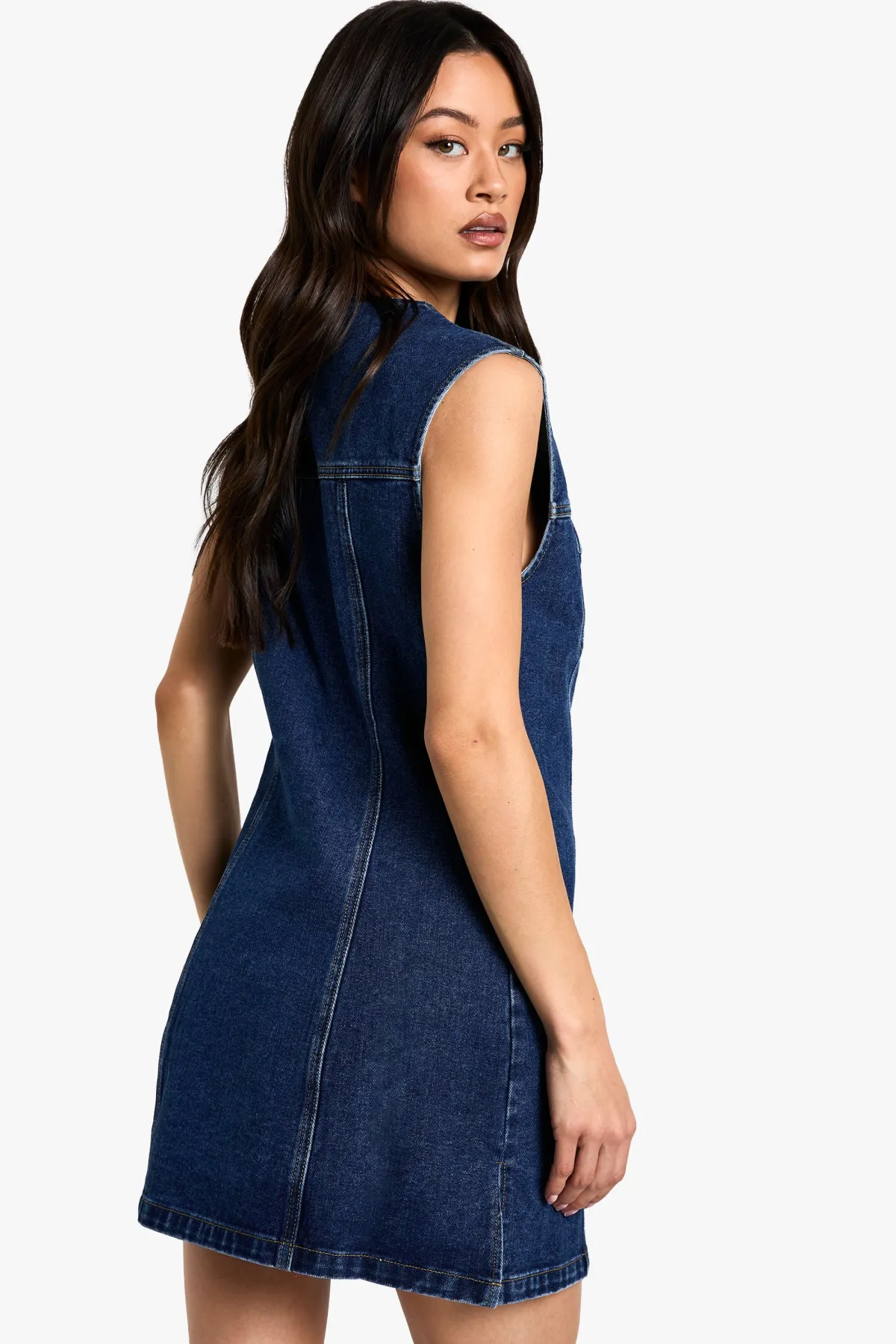 boohoo Robe Mini Denim Cintrée Sans Manches pour Grandes Tailles<Femme Denim|Denim