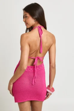 Robe Mini De Plage Au Crochet À Motifs Avec Col Licou