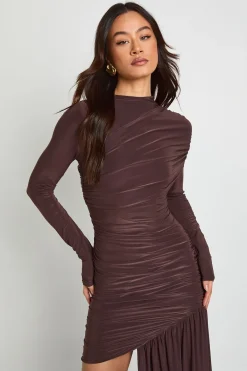 boohoo Robe Mini Drapée Col Montant Tall<Femme Looks Chocolat|Robes Moulantes