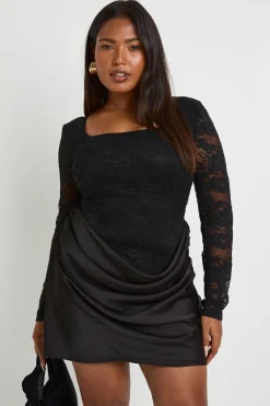 Robe mini drapée à corset en dentelle et manches longues