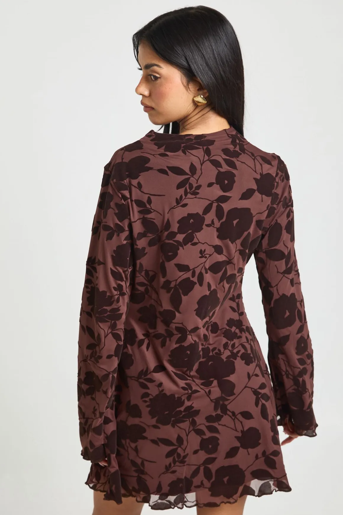Robe Mini Dévorée à Col Bénitier Haut