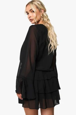 boohoo Robe mini en chiffon à manches longues<Femme Robes Courtes|Robes À Manches Longues